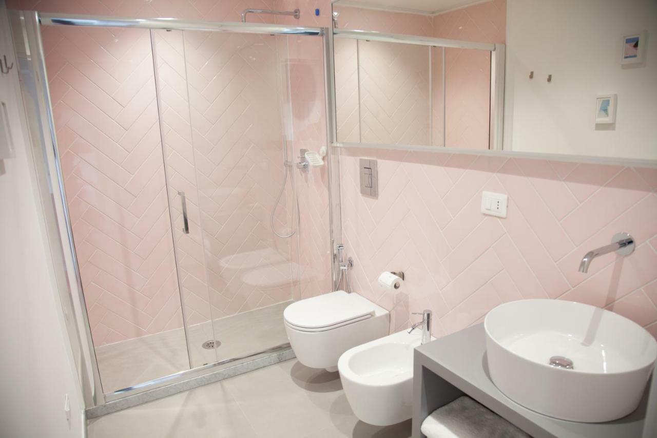 Cocor Suites & Design เนเปิลส์ ภายนอก รูปภาพ